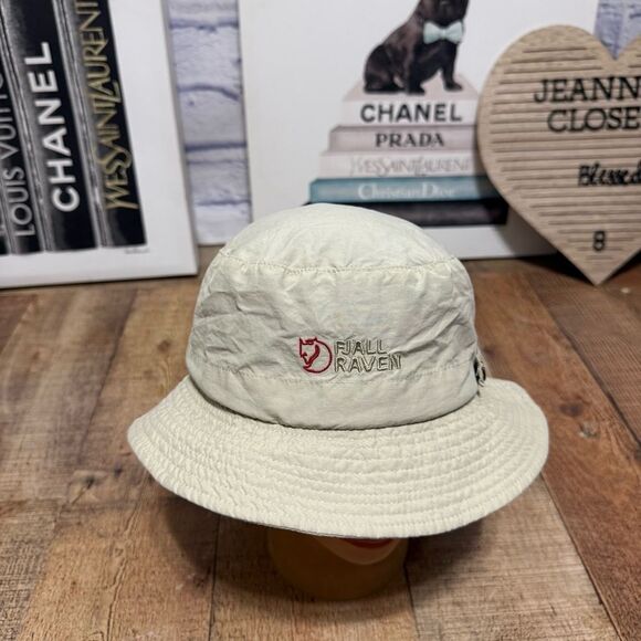 Fjallraven Bucket Hat Khaki Size Medium - Picture 1 of 9
